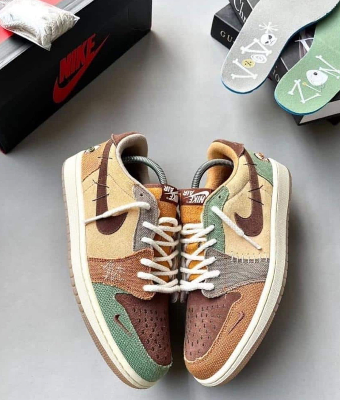 Travis Scott x Air Jordan 1 Low
