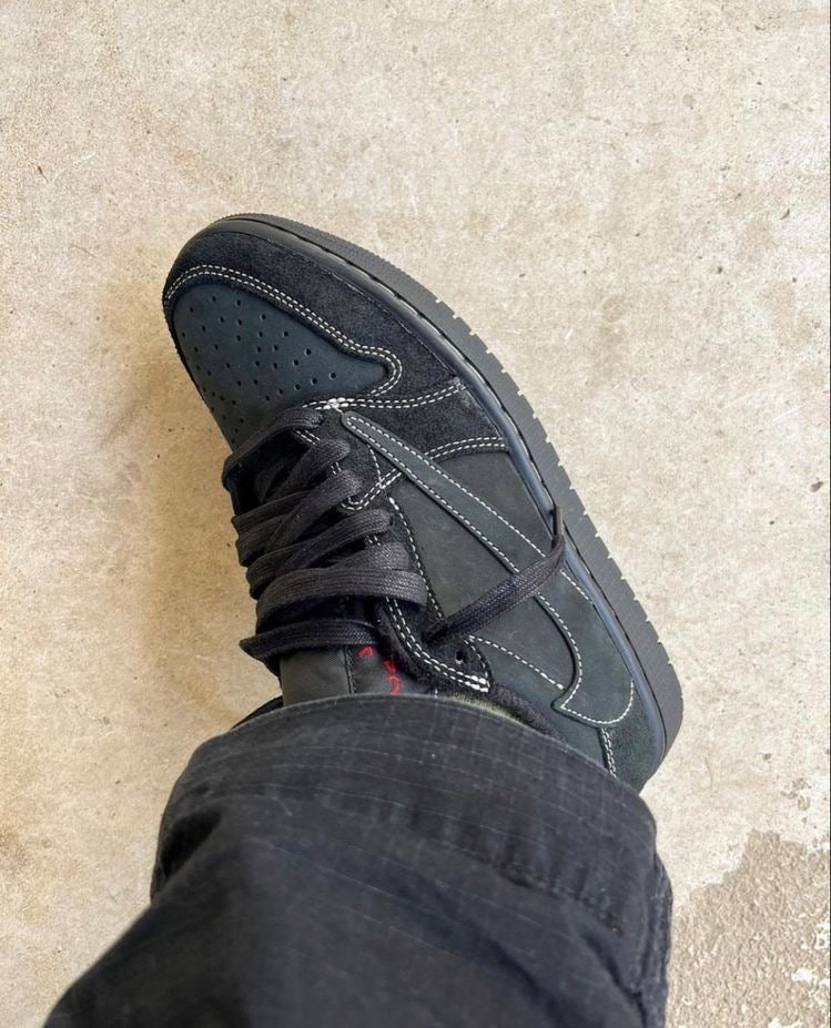 Travis Scott x Air Jordan 1 Low