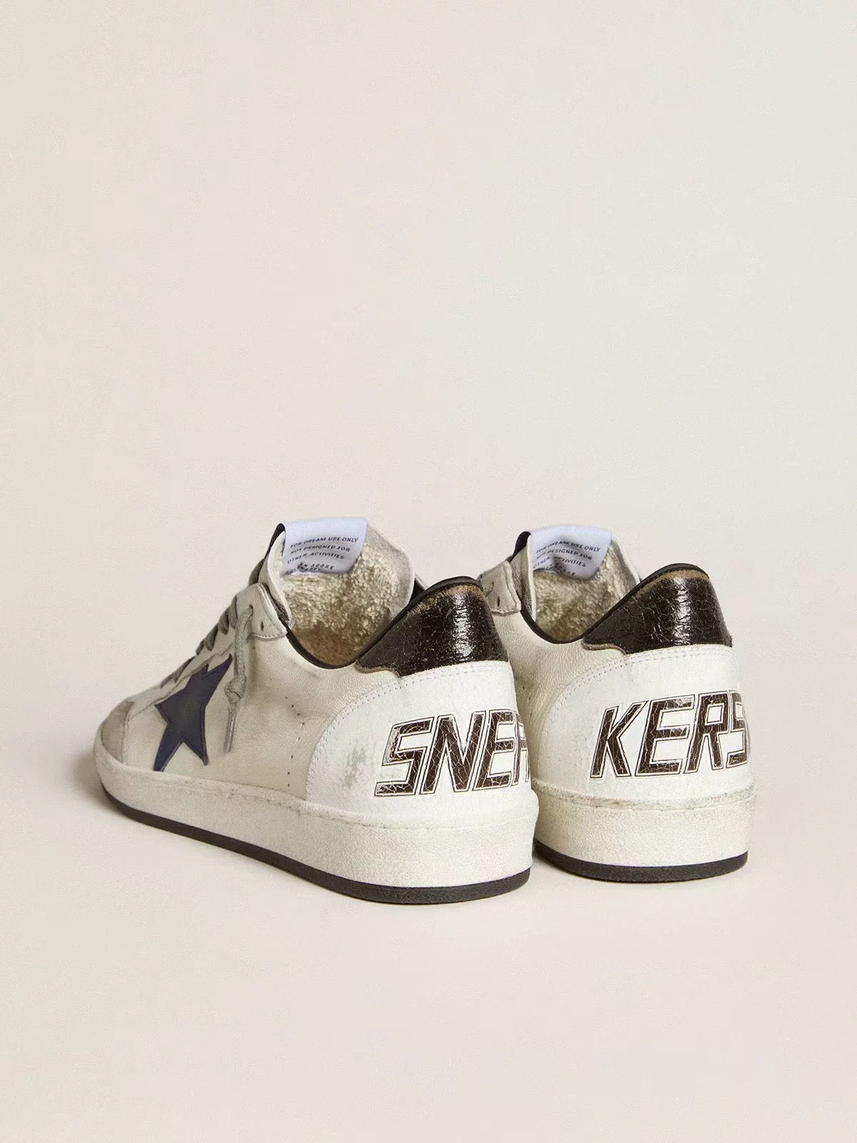 GOLDEN GOOSE
