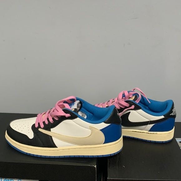 Travis Scott x Air Jordan 1 Low