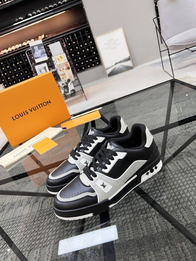 Louis Vuitton Sneaker
