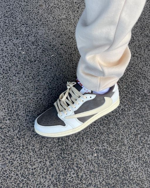 Travis Scott x Air Jordan 1 Low