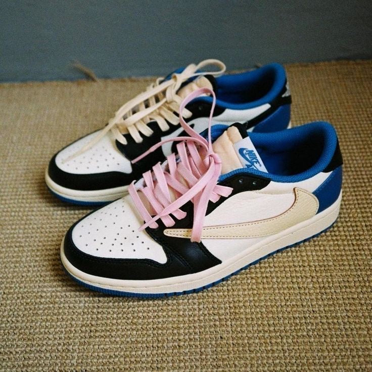 Travis Scott x Air Jordan 1 Low