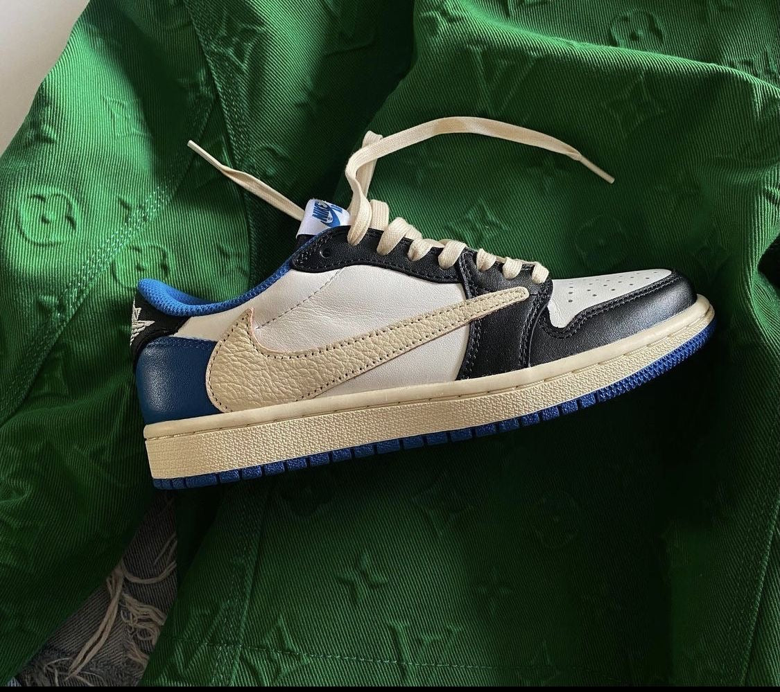 Travis Scott x Air Jordan 1 Low