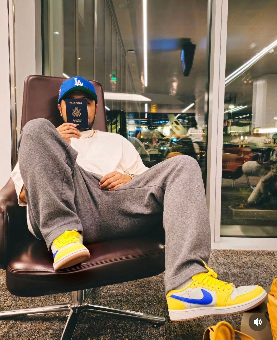 Travis Scott x Air Jordan 1 Low