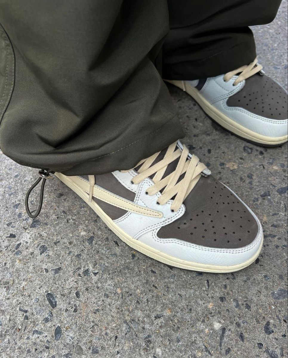 Travis Scott x Air Jordan 1 Low