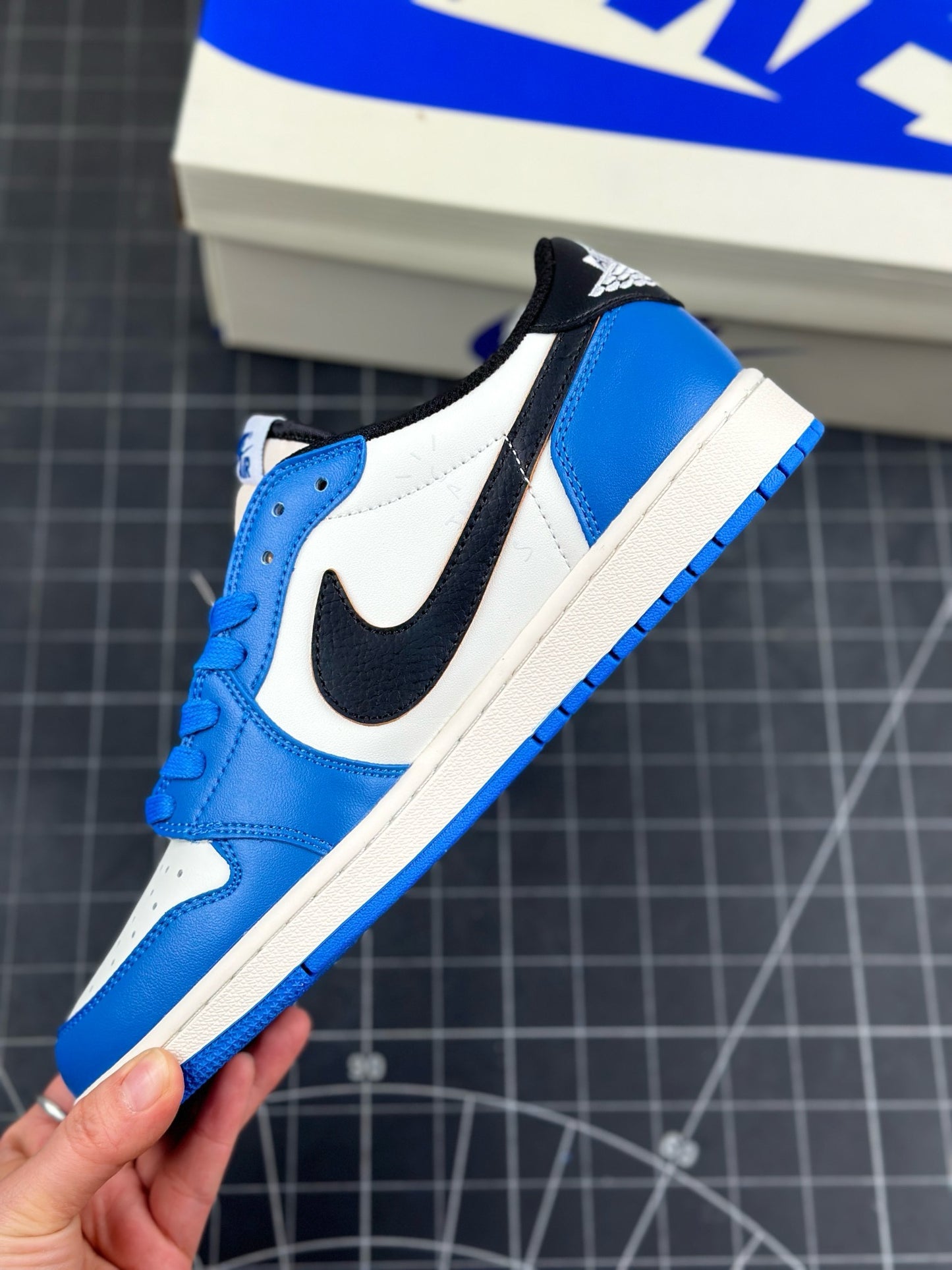 Travis Scott x Air Jordan 1 Low