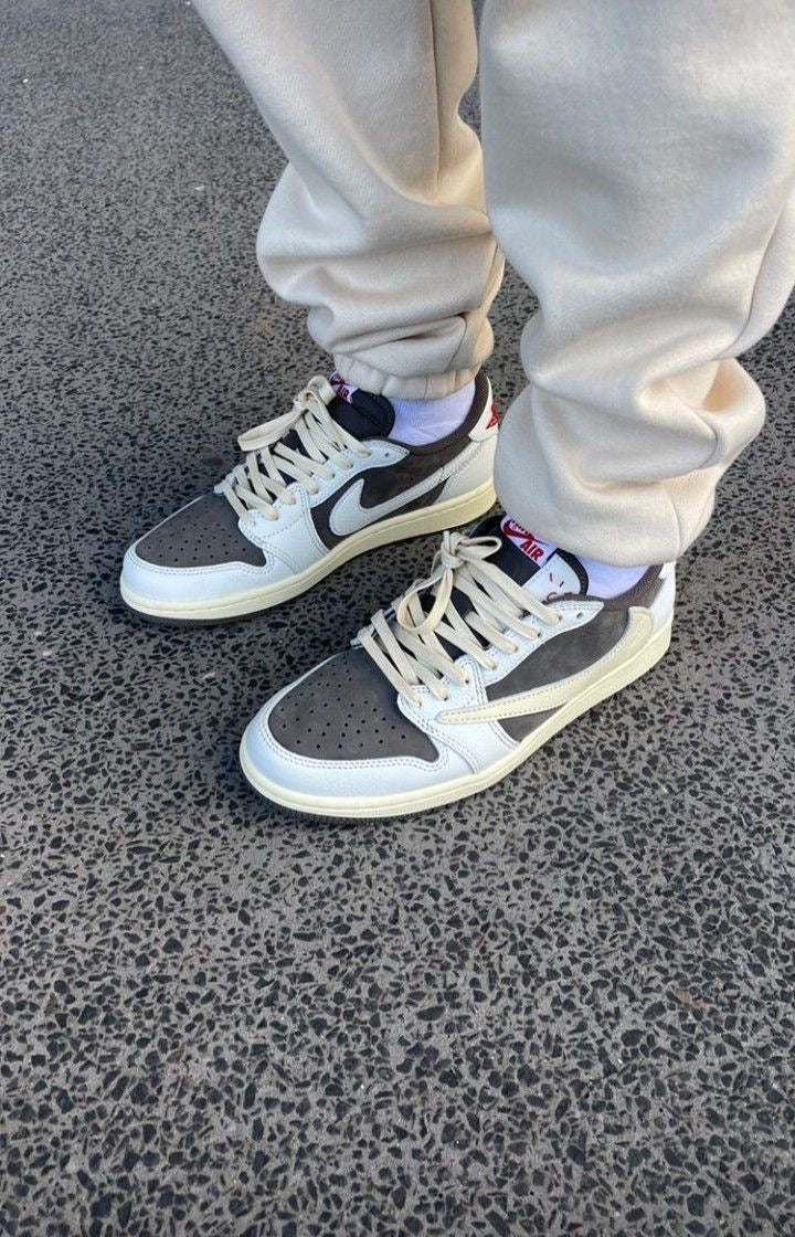 Travis Scott x Air Jordan 1 Low
