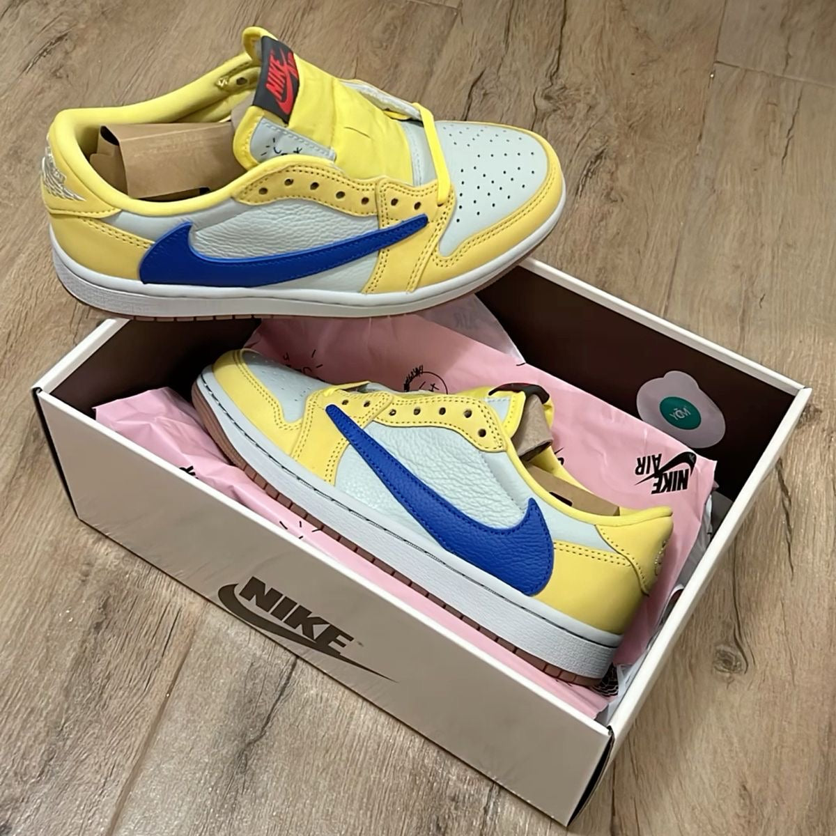 Travis Scott x Air Jordan 1 Low