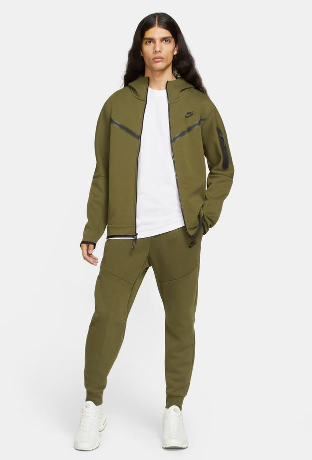 Nike tech fleece