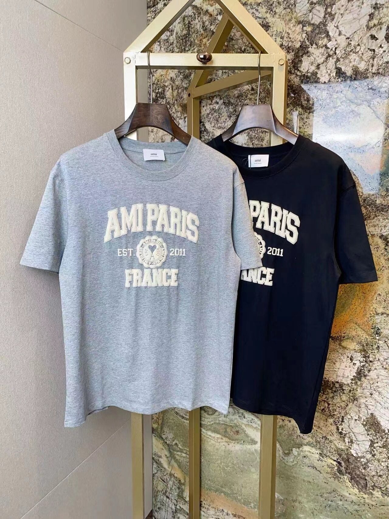 Ami paris ზედა