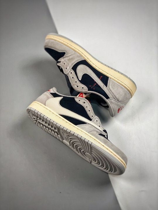 Travis Scott x AJ 1 Low