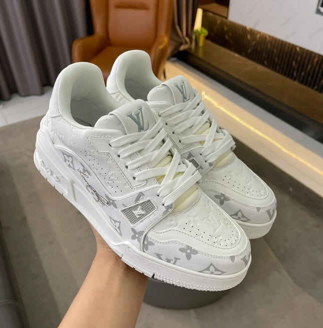 Louis Vuitton Sneaker