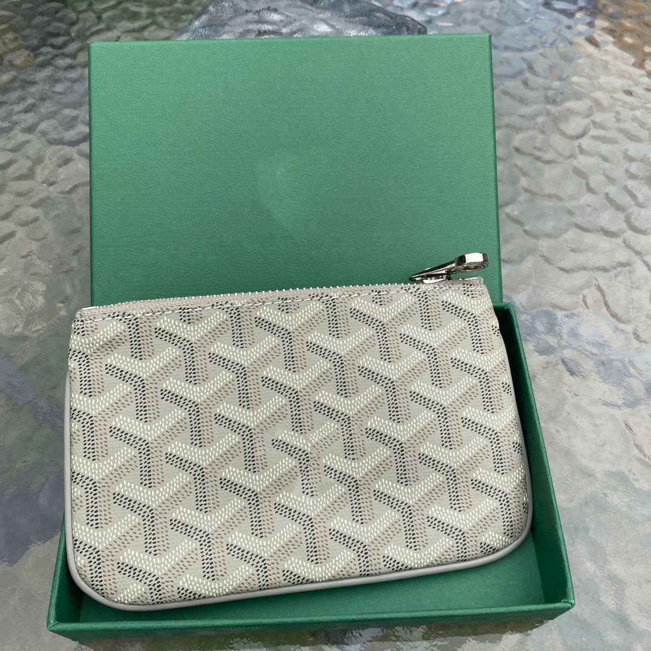 Goyard ხელჩანთა