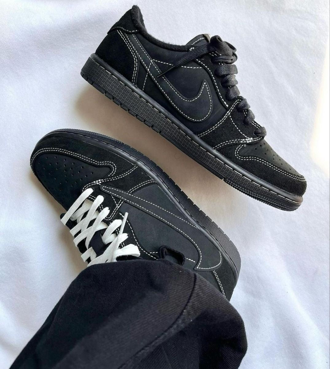 Travis Scott x Air Jordan 1 Low