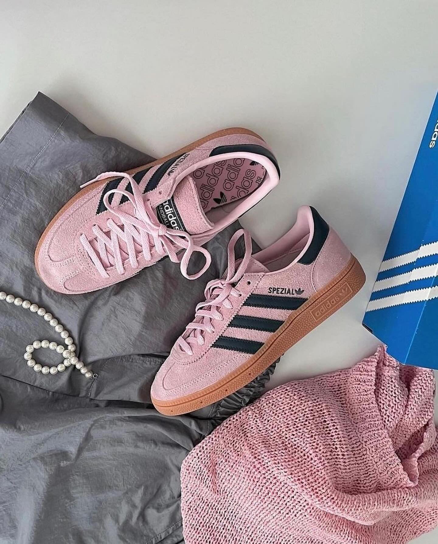 Adidas spezial