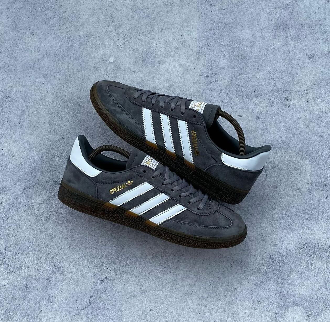 Adidas spezial