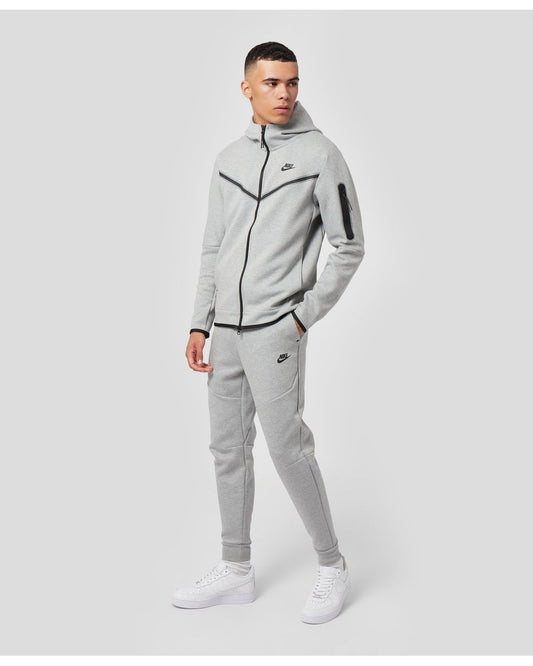 Nike Tech Fleece