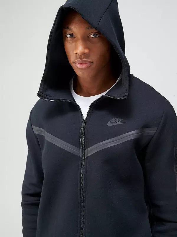 Nike Tech Fleece