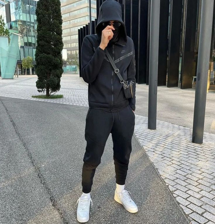 Nike Tech Fleece